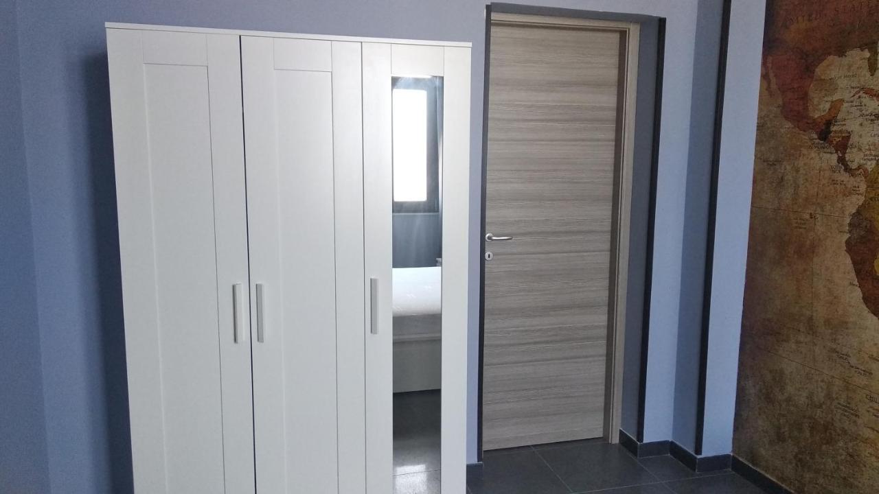 B&B Vecchia Darsena Аугуста Екстериор снимка