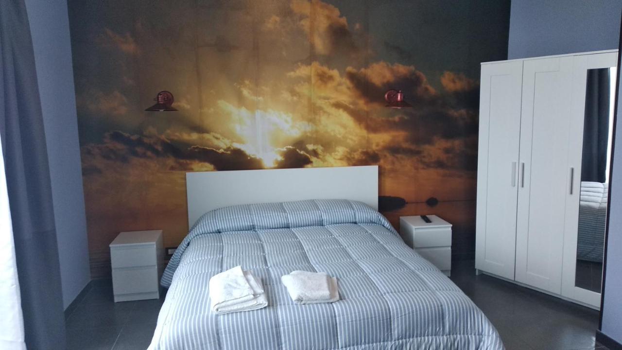 B&B Vecchia Darsena Аугуста Екстериор снимка